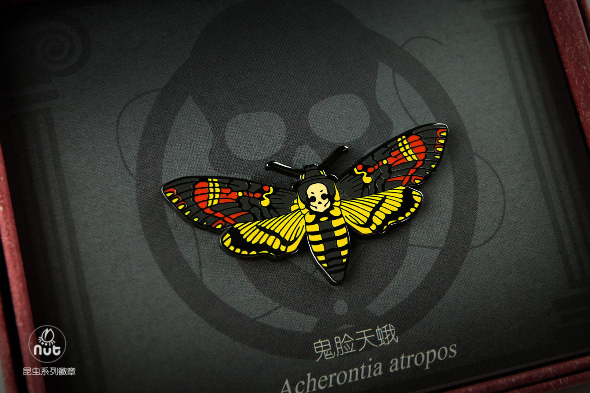 Insect Badge  “The gods come down Ⅰ” Acherontia atropos